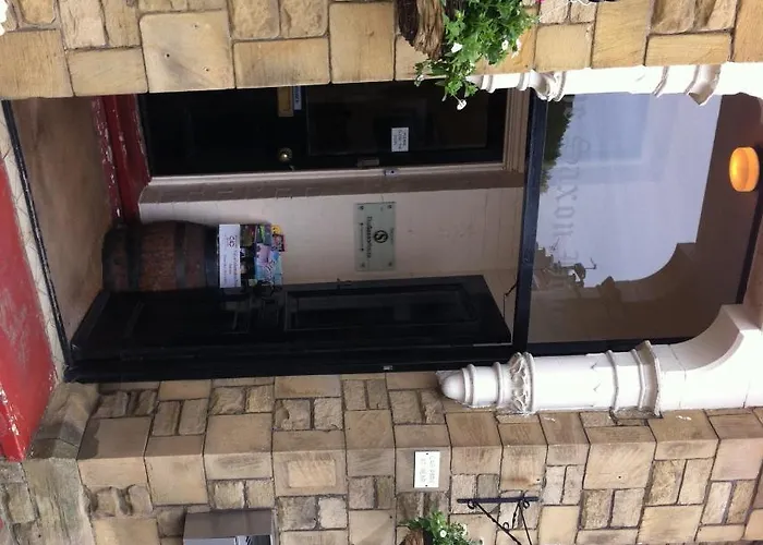 לינה וארוחת בוקר Saxon House